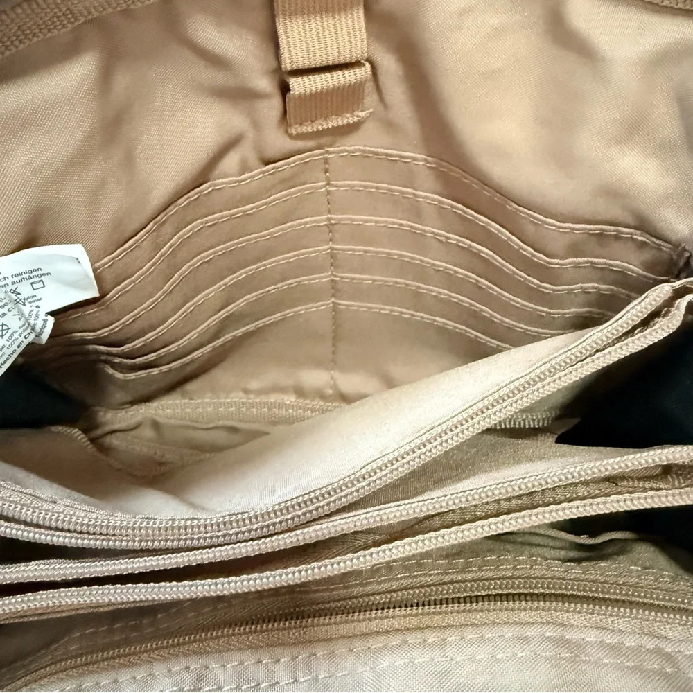 Baggallini Wander Travel Crossbody Bag - Picture 7 of 10